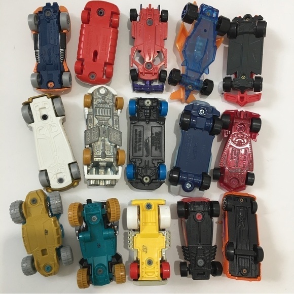 Mattel Vehicles Hot Wheels Diecast Car Lot of 15 Cars Vehicles - Picture 12 of 15